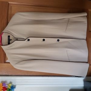 Ann Klein Woman"s Pant Suit